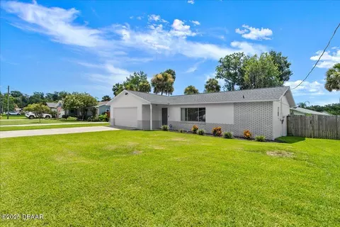 20 Laurel Oaks Cir, Ormond Beach, FL 32174 photo 3
