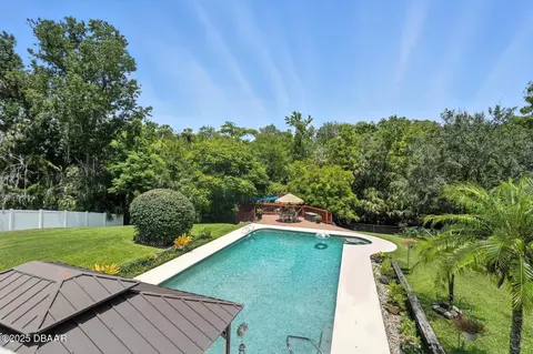Exterior - 29 Twin River Dr, Ormond Beach, FL 32174 photo 3 of 26