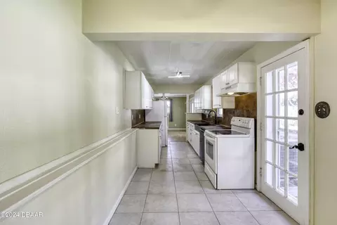 Entry Way - 87 Ellsworth Ave, Ormond Beach, FL 32174 photo 1 of 2