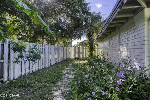 Exterior - 87 Ellsworth Ave, Ormond Beach, FL 32174 photo 12 of 13