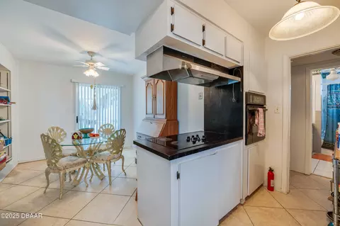 75 Harvard Dr, Ormond Beach, FL 32176 photo 9