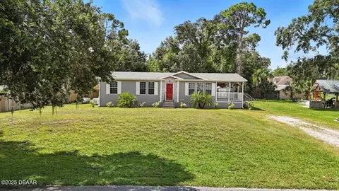 2018 Euclid St, New Smyrna Beach, FL 32168