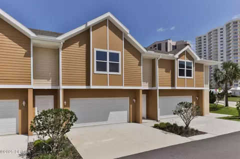 110 Oceans Cir, Daytona Beach Shores, FL 32118