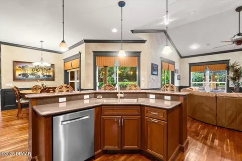 Kitchen - 227 Treeline Ln, Ormond Beach, FL 32174 photo 2 of 6