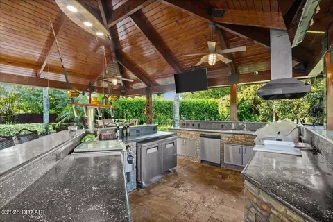 Kitchen - 227 Treeline Ln, Ormond Beach, FL 32174 photo 5 of 6