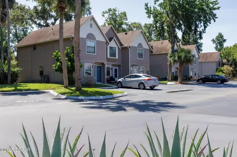 3960 Oak Trail Run N #2202, Port Orange, FL 32127