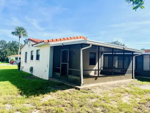 54 Cardinal Dr, Ormond Beach, FL 32176 photo 2