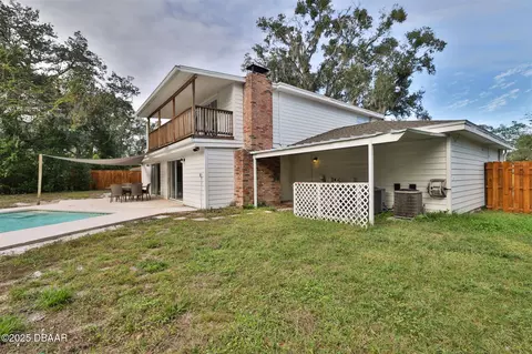 Exterior - 180 Willow Run, Ormond Beach, FL 32174 photo 6 of 7