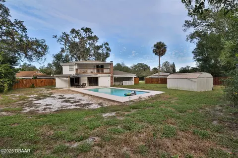 Exterior - 180 Willow Run, Ormond Beach, FL 32174 photo 4 of 7