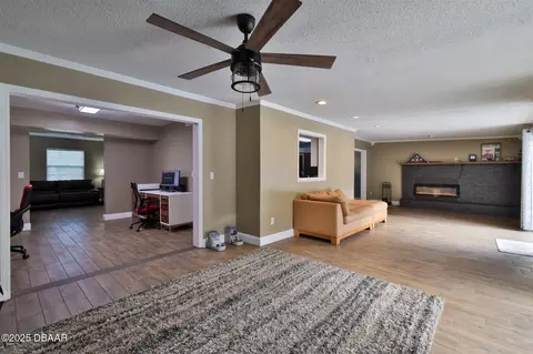 Living - 180 Willow Run, Ormond Beach, FL 32174 photo 4 of 5