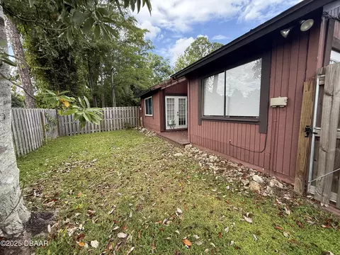 Exterior - 58 Windrift Ct, Ormond Beach, FL 32174 photo 3 of 4