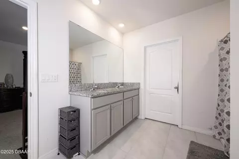 Bath - 281 Sunset Point Dr, Ormond Beach, FL 32174 photo 2 of 3