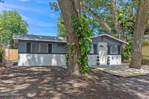 1319 Bender Ave, Holly Hill, FL 32117