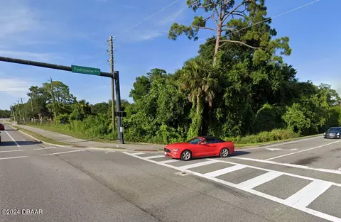1736 Dunlawton Ave, Port Orange, FL 32127