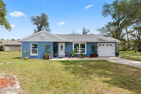 2350 Timbercrest Dr, Deltona, FL 32738