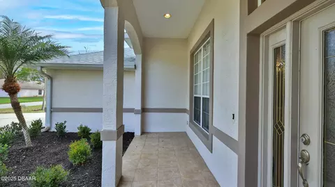 Exterior - 30 Coquina Point Dr, Ormond Beach, FL 32174 photo 2 of 4
