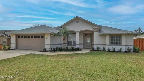 30 Coquina Point Dr, Ormond Beach, FL 32174