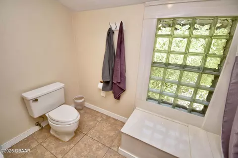 Bath - 10 Cherokee Trl, Ormond Beach, FL 32174 photo 5 of 6