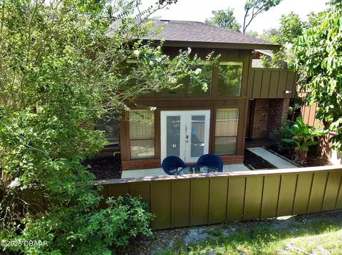 Exterior - 10 Cherokee Trl, Ormond Beach, FL 32174 photo 8 of 12