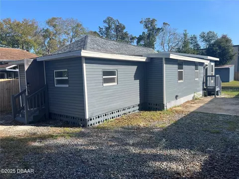 339 Maple St, Daytona Beach, FL 32114