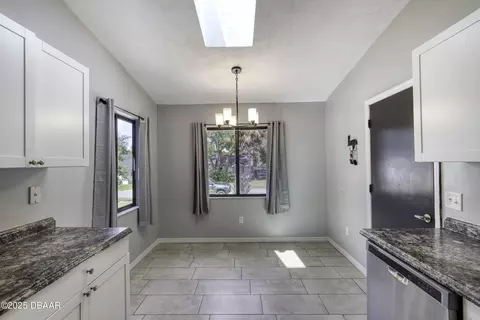 Dining - 5 Marjorie Trl, Ormond Beach, FL 32174 photo 5 of 6