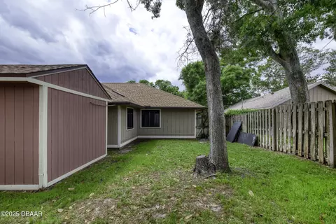 Exterior - 5 Marjorie Trl, Ormond Beach, FL 32174 photo 8 of 9
