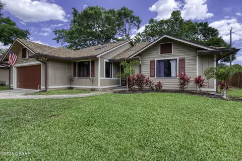 Exterior - 5 Marjorie Trl, Ormond Beach, FL 32174 photo 3 of 9
