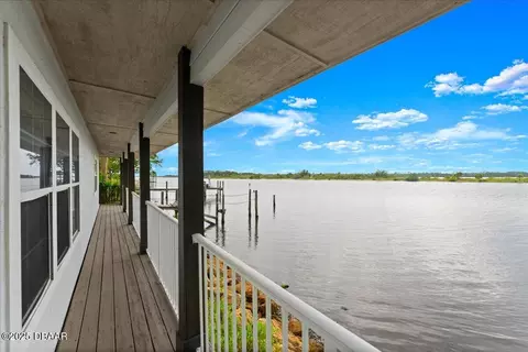 Exterior - 2500 John Anderson Dr, Ormond Beach, FL 32176 photo 3 of 4