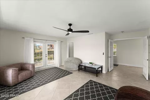 Living - 2500 John Anderson Dr, Ormond Beach, FL 32176 photo 2 of 7