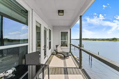 Exterior - 2500 John Anderson Dr, Ormond Beach, FL 32176 photo 2 of 4