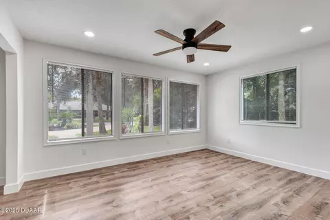 Living - 118 Shady Branch Trl, Ormond Beach, FL 32174 photo 12 of 12