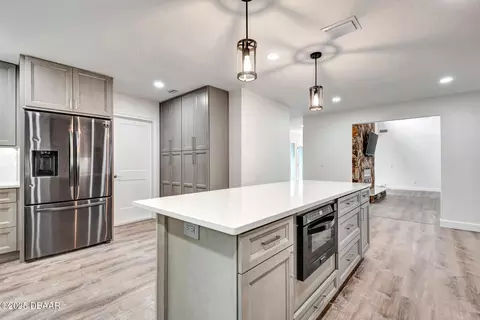 Kitchen - 118 Shady Branch Trl, Ormond Beach, FL 32174 photo 8 of 8