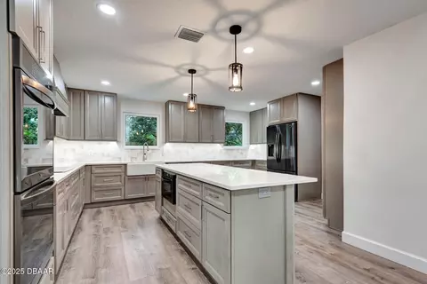 Kitchen - 118 Shady Branch Trl, Ormond Beach, FL 32174 photo 2 of 8