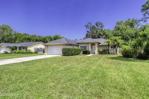 Exterior - 9 Spiveys Ct, Ormond Beach, FL 32174 photo 3 of 11