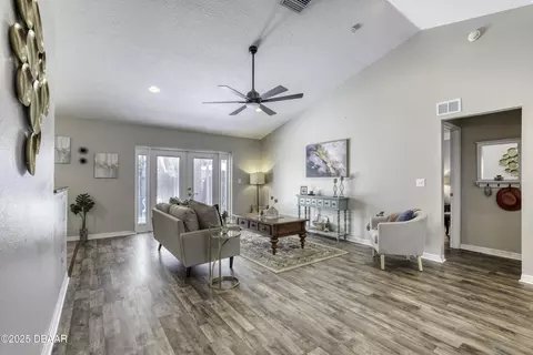 Living - 9 Spiveys Ct, Ormond Beach, FL 32174 photo 3 of 6