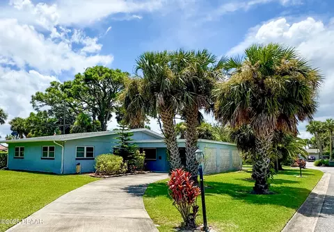 1619 N Halifax Ave, Daytona Beach, FL 32118