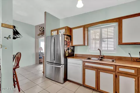 34 Dolphin Ave, Ormond Beach, FL 32176 photo 13