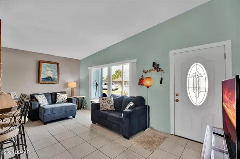 34 Dolphin Ave, Ormond Beach, FL 32176 photo 8