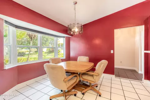 Dining - 17 Saint Johns Pl, Ormond Beach, FL 32176 photo 1 of 1