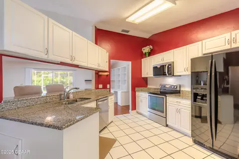Kitchen - 17 Saint Johns Pl, Ormond Beach, FL 32176 photo 1 of 1