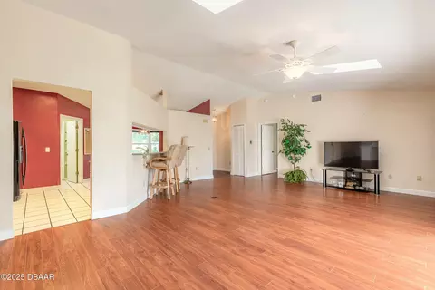Living - 17 Saint Johns Pl, Ormond Beach, FL 32176 photo 1 of 3
