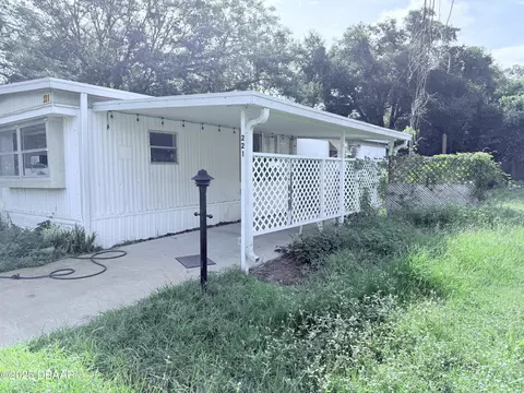 221 Evergreen Ter, Deland, FL 32724