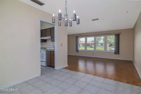 84 St Anne Cir, Ormond Beach, FL 32176 photo 10