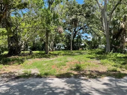 531 Gibson St, Daytona Beach, FL 32114