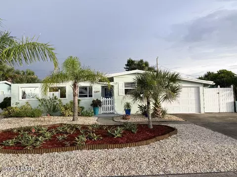 16 Essex Dr, Ormond Beach, FL 32176
