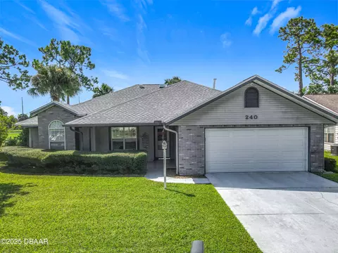 240 Golf Club Dr, New Smyrna Beach, FL 32168