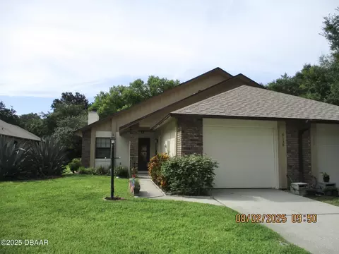 6138 Sequoia Dr, Port Orange, FL 32127
