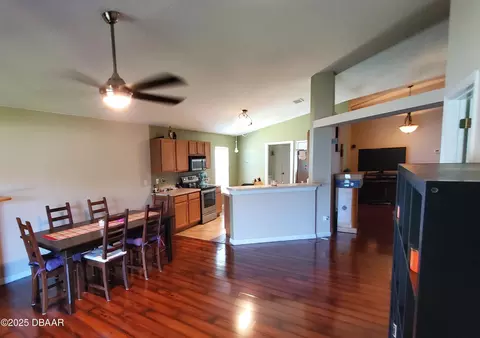 229 Tree Branch Ln, Edgewater, FL 32141 photo 3