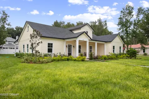 292 W Delaware Ave, Lake Helen, FL 32744