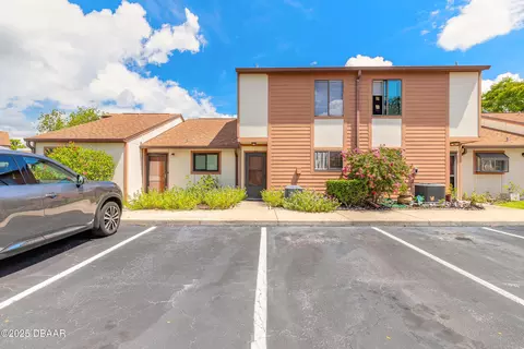 126 White Fawn Dr, Daytona Beach, FL 32114